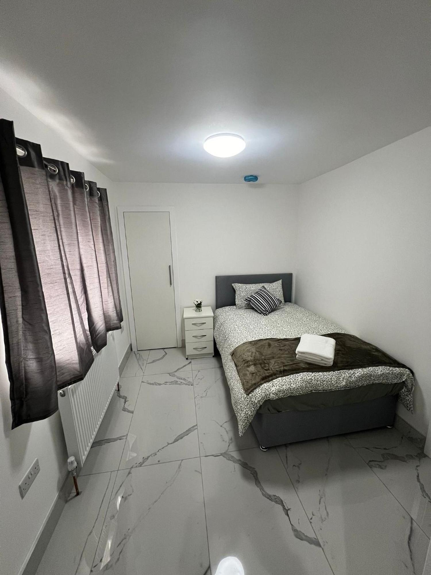 93 New Road Homestay